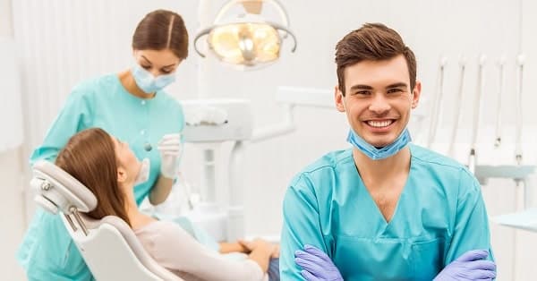 Как стать стоматологом в США или где лучше учиться на стоматолога